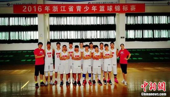 业余篮球爱好者如何借助智能反馈提高比赛表现_0